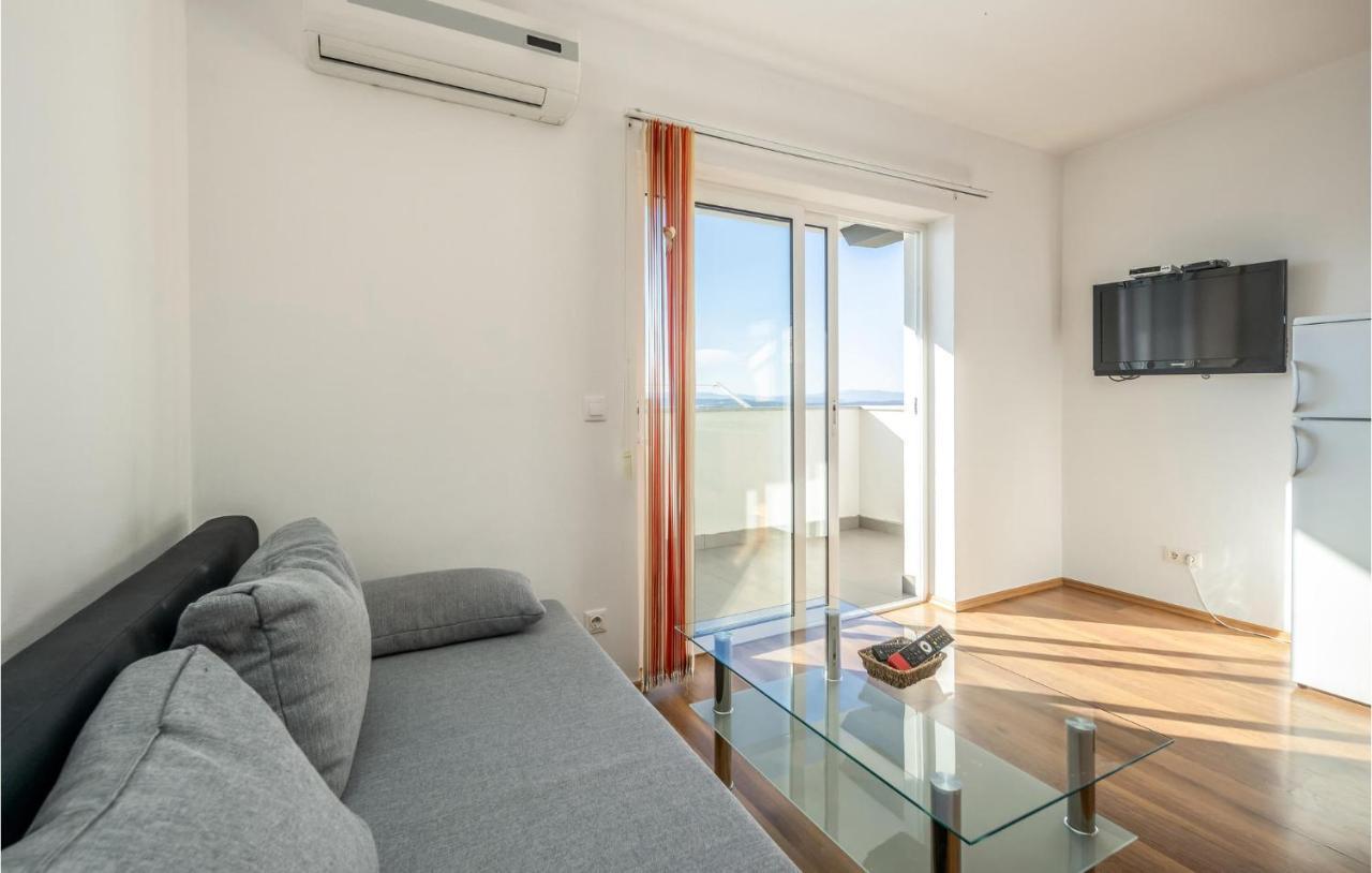 Stunning Apartment In Crikvenica With Wifi Exterior foto