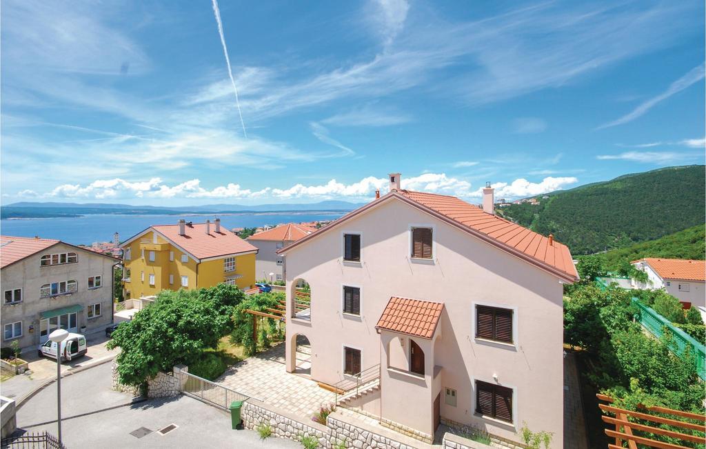 Stunning Apartment In Crikvenica With Wifi Exterior foto