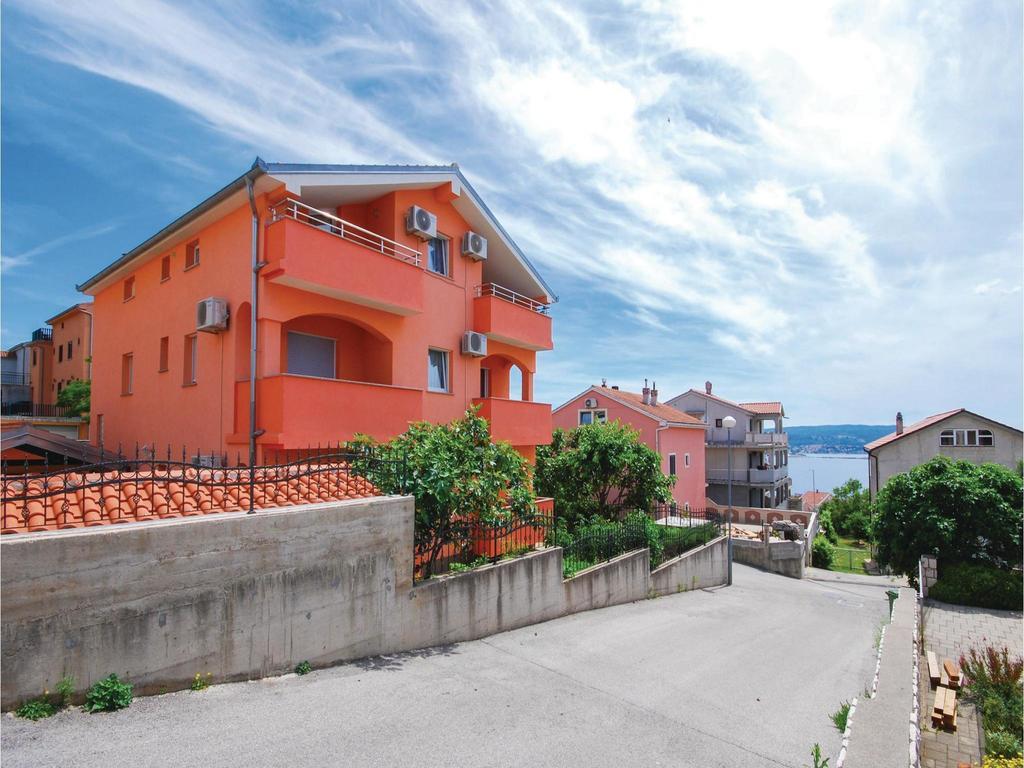 Stunning Apartment In Crikvenica With Wifi Exterior foto